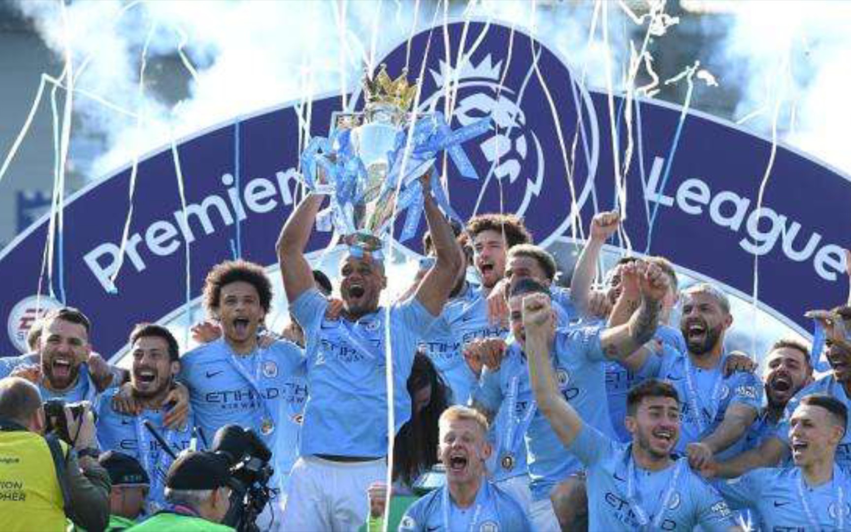 生于西班牙 生于西班牙